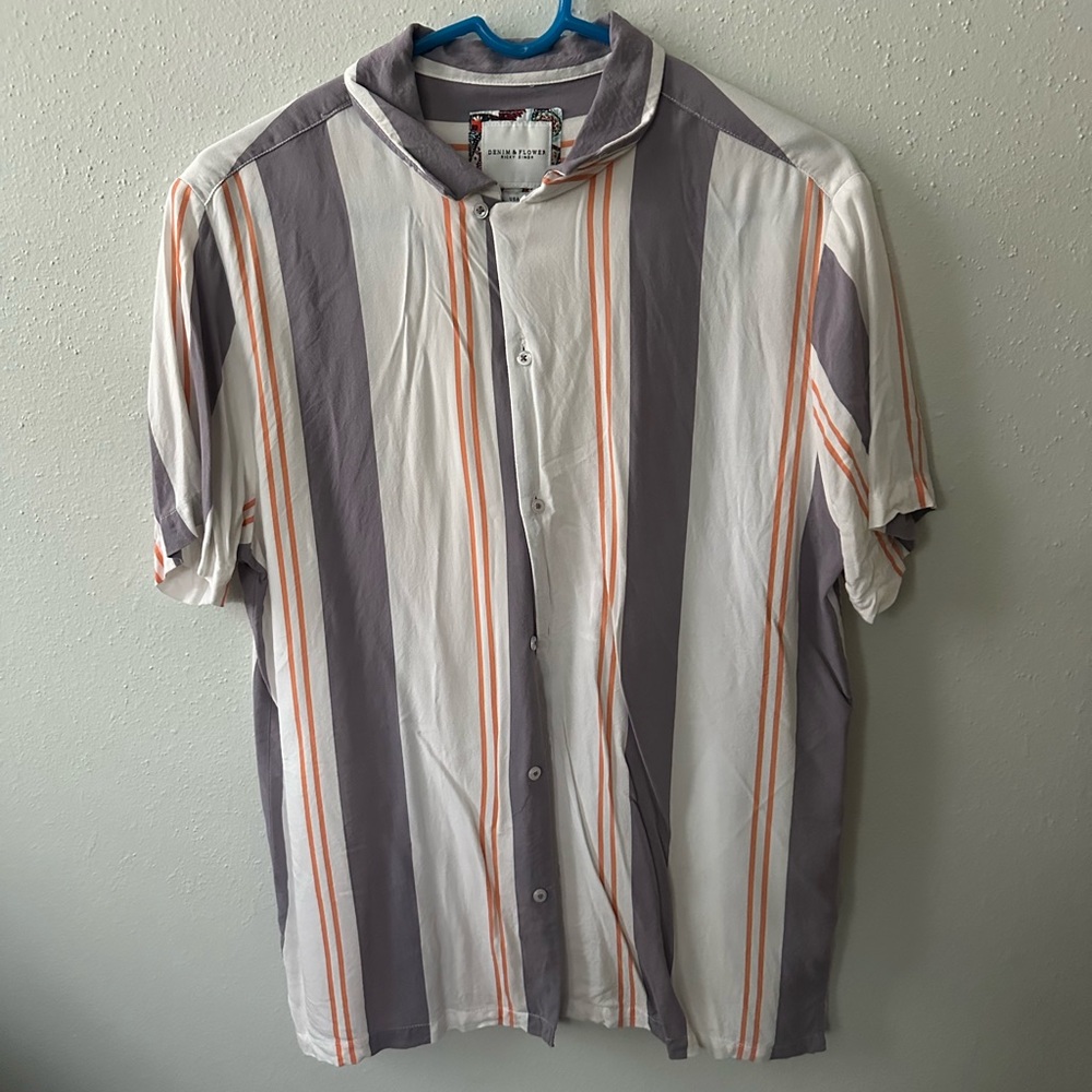 Casual button up shirt